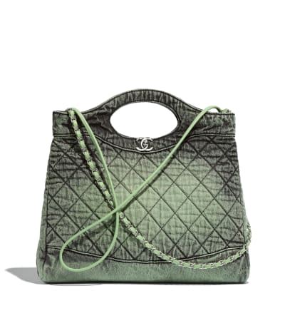 grand cabas chanel 31|Shopping Bags .